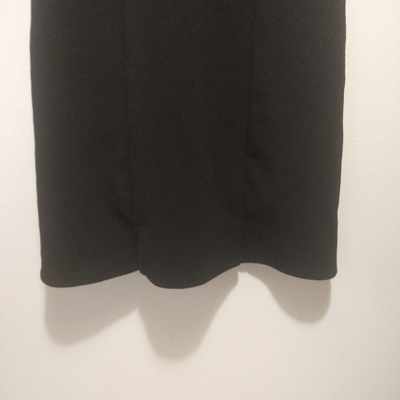 Aqua Youth Solid Black A-line Sleeveless Dress - Picture 5 of 16